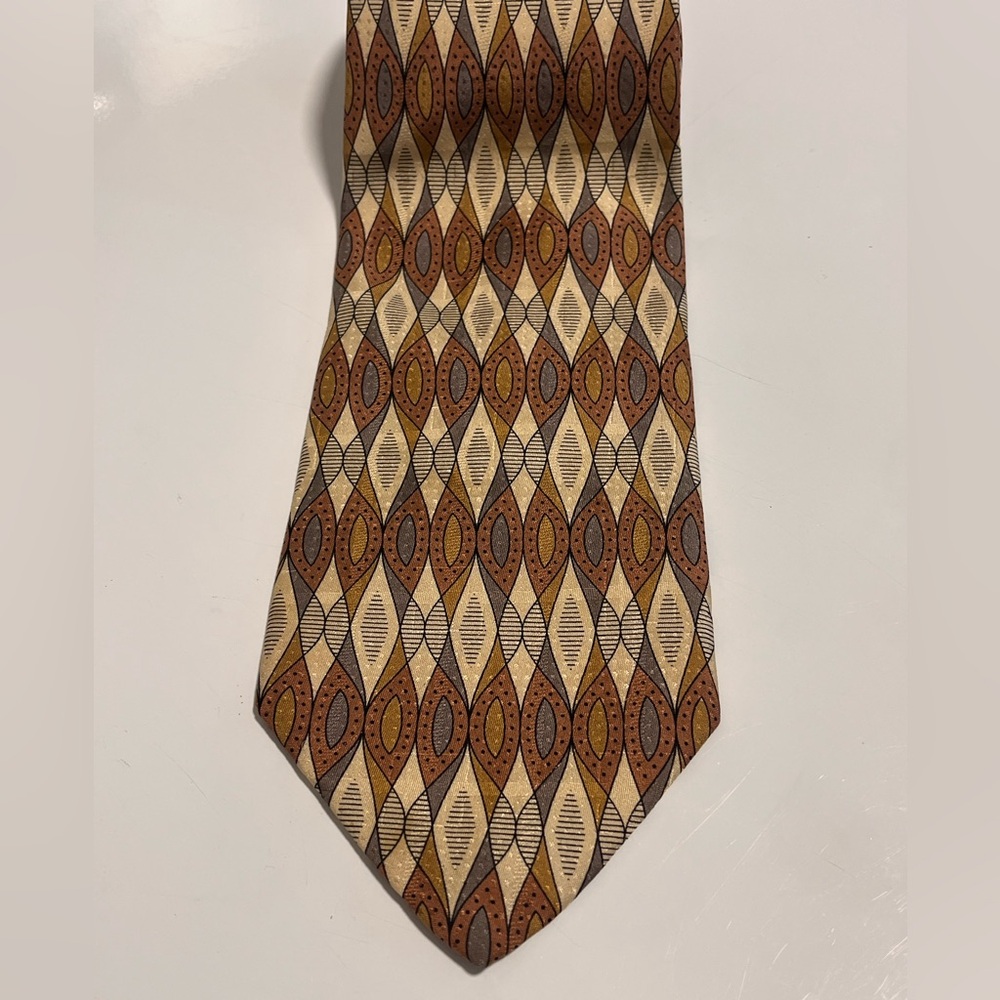 Robert Talbott Gentry Coll. Vintage Silk Print Necktie with Brown Tan Pattern